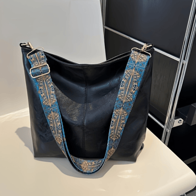 Luna Shoulder Bag